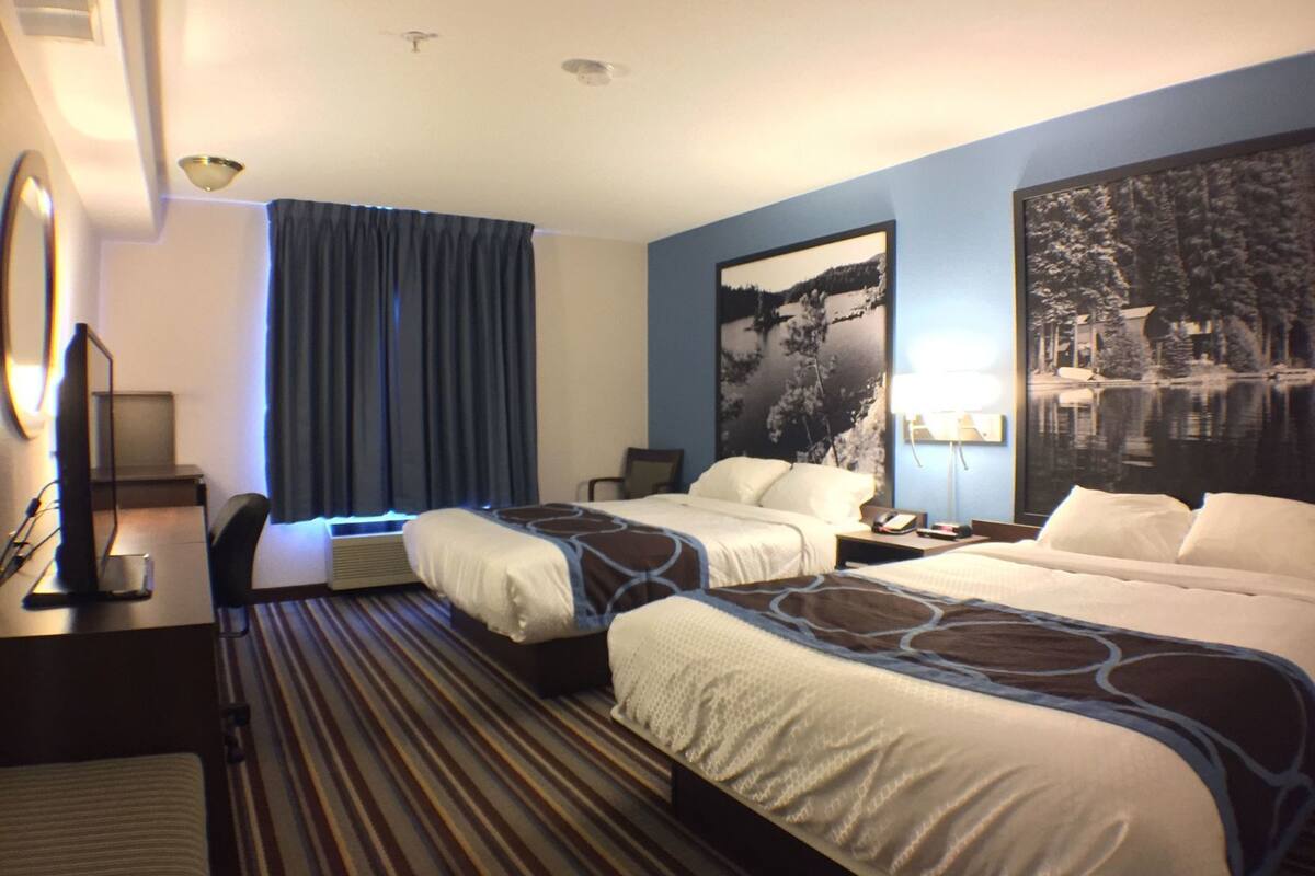 Desk, iron/ironing board, free cribs/infant beds, free rollaway beds