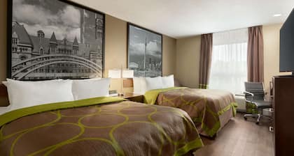 Super 8 by Wyndham Ajax/Toronto On