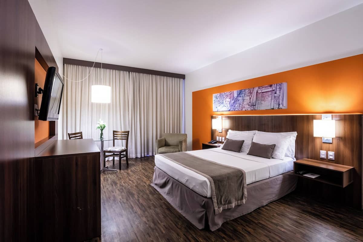 Superior Plus 1 Double Bed | Minibar, Zimmersafe, Schreibtisch, Verdunkelungsvorhänge