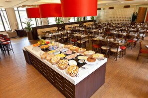 Gratis morgenmadsbuffet hver dag
