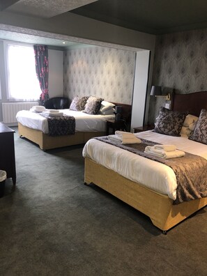 Family Double Room - The Vine Hotel (Skegness)