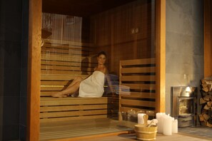 Sauna, hot tub, steam room, Turkish bath/hammam, body treatments - Hotel Là di Moret (Udine)