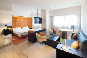 Minibar, in-room safe, desk, soundproofing