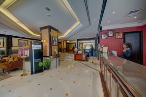 Lobby - Ascot Hotel (Dubai)