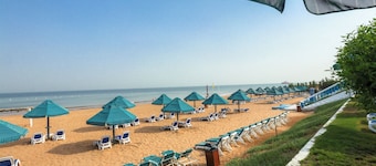 BM Beach Hotel