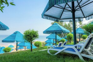 Private beach, free beach shuttle, water skiing, windsurfing