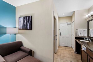 Standard Room, 2 Queen Beds, Accessible, Non Smoking | Desk, iron/ironing board, free cribs/infant beds, rollaway beds - Best Western Paradise Hotel (Paradise)