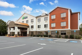 Holiday Inn Express & Suites Acworth - Kennesaw Northwest by IHG