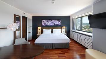 Minibar, in-room safe, desk, blackout drapes