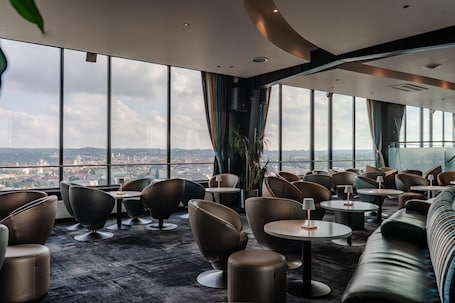 2 bars/lounges, rooftop bar