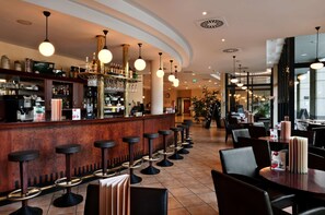 Bar (in der Unterkunft)