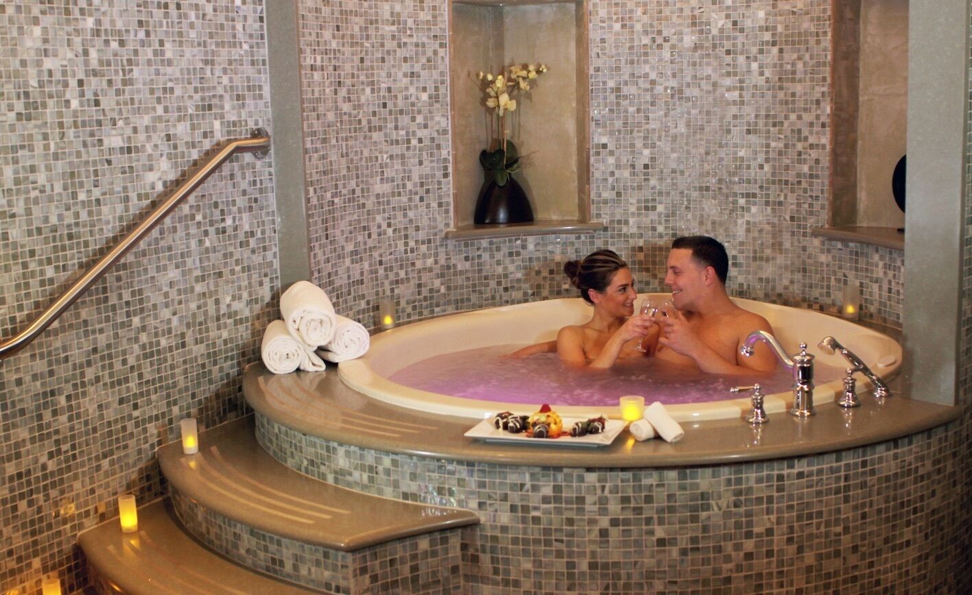 sauna, steam room, body treatments, hydrotherapy, aromatherapy