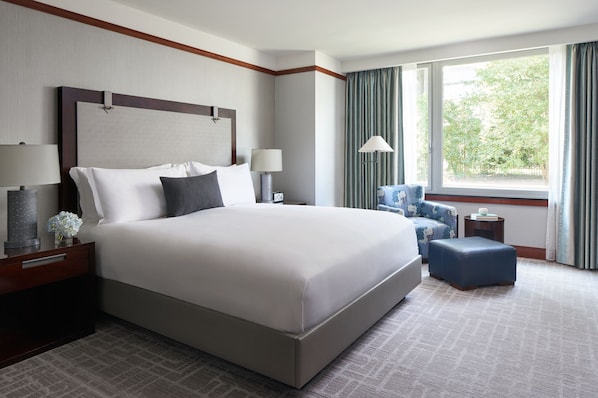 Premium bedding, minibar, in-room safe, desk