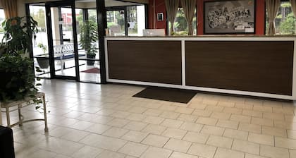 Baymont by Wyndham Richburg/Chester Area