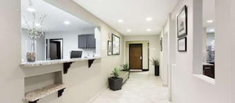 Super 8 by Wyndham Montrose