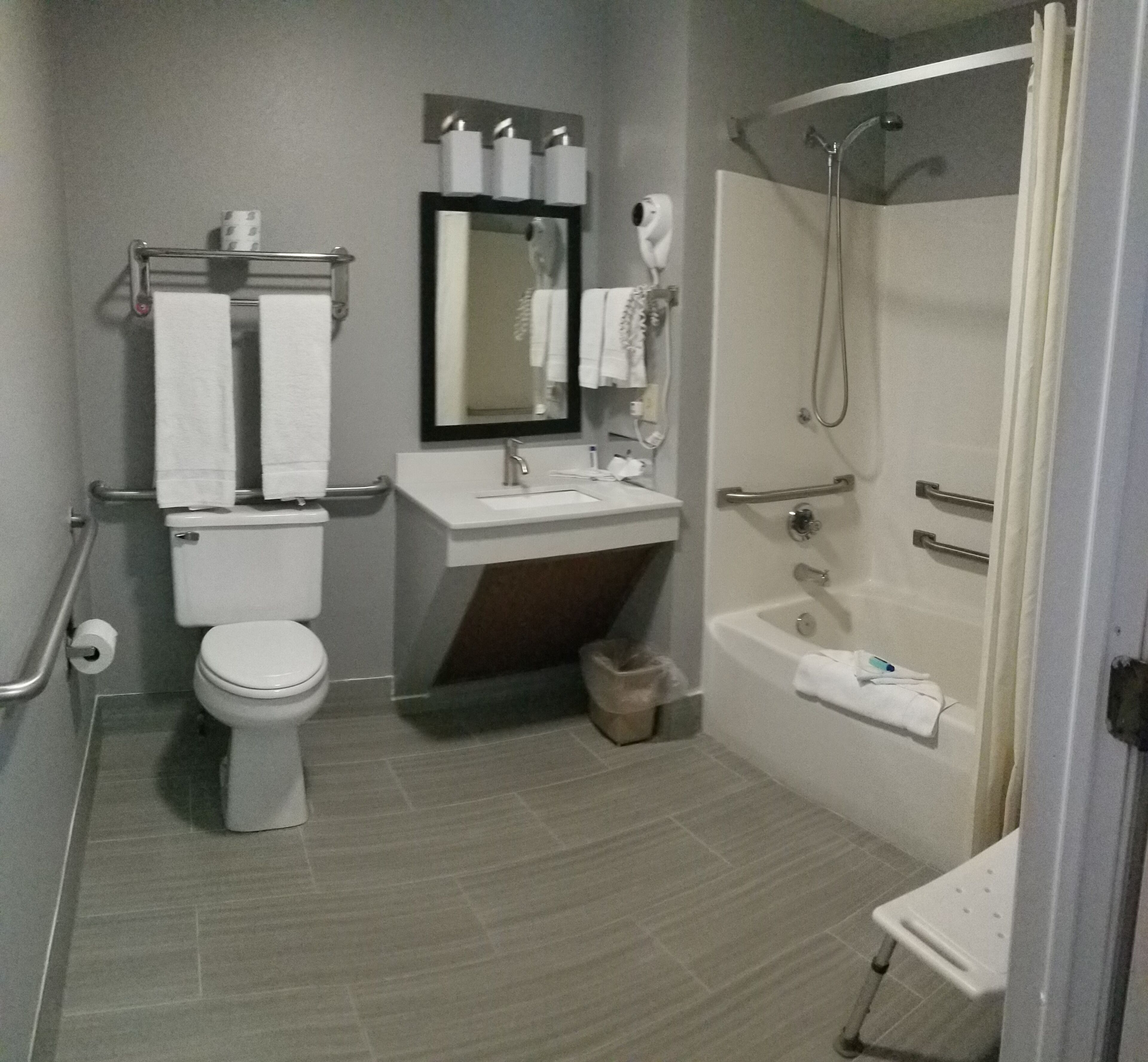 standard room, 2 queen beds | bathroom | combined shower/bathtub, free toiletries, hair dryer, towels