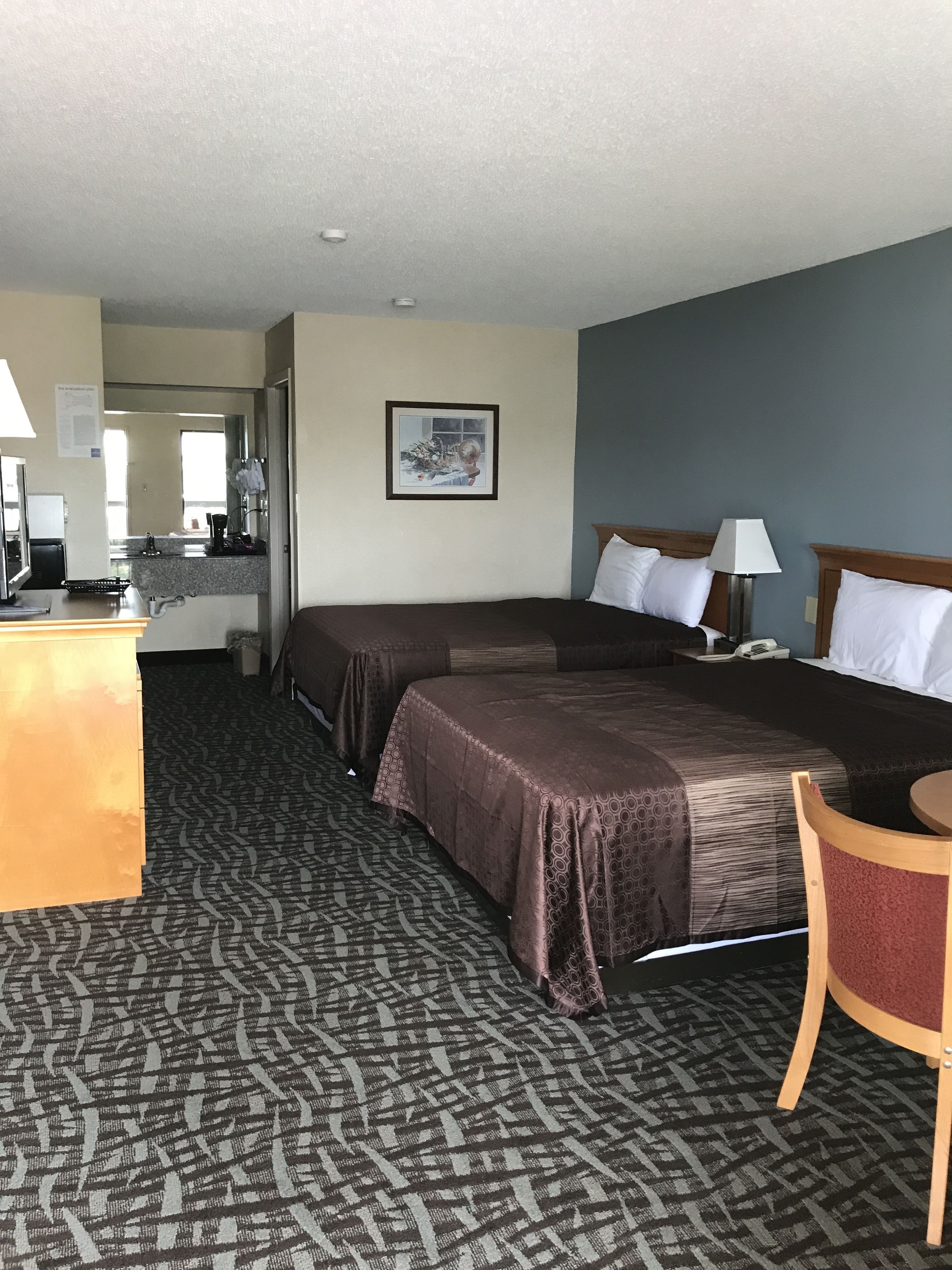 Carolina Inn & Suites of Lake Norman
