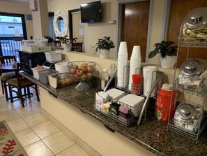 Free daily continental breakfast