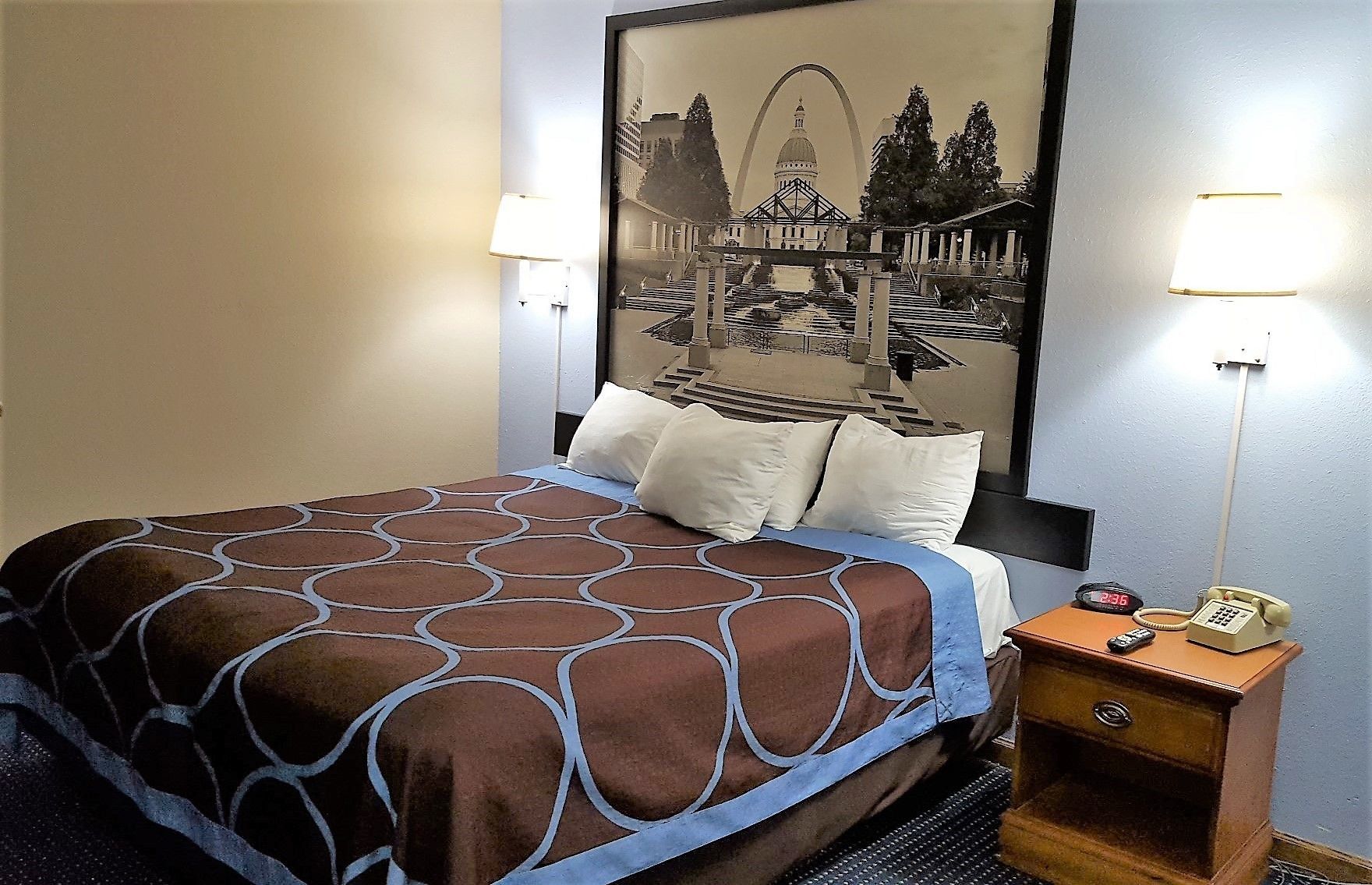 Schreibtisch, Bügeleisen/Bügelbrett, kostenloses WLAN, Bettwäsche