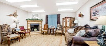 Super 8 by Wyndham Powell