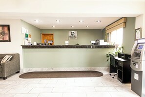 Reception - Quality Inn & Suites Marinette (Marinette)
