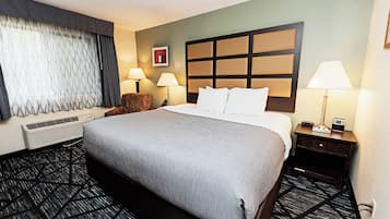 Pillowtop beds, desk, laptop workspace, blackout drapes