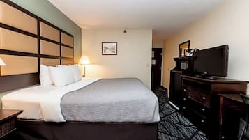Pillowtop beds, desk, laptop workspace, blackout drapes
