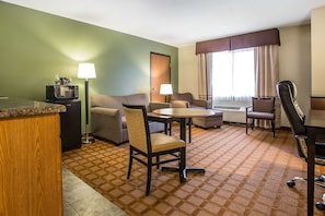 Pillowtop beds, desk, laptop workspace, blackout drapes