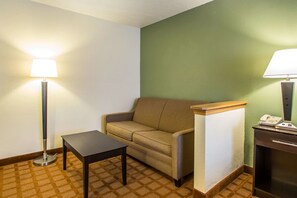 Pillowtop beds, desk, laptop workspace, blackout drapes