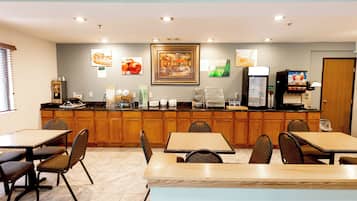 Free daily continental breakfast