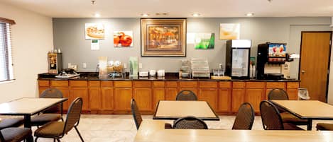 Free daily continental breakfast