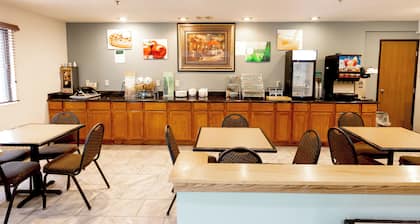 Quality Inn & Suites Marinette