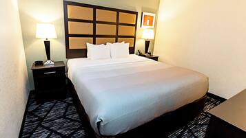 Pillowtop beds, desk, laptop workspace, blackout drapes