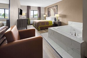 Studio Suite Deluxe, 1 giường cỡ king, không hút thuốc, bồn tắm nước nóng | Bồn tắm thủy lực