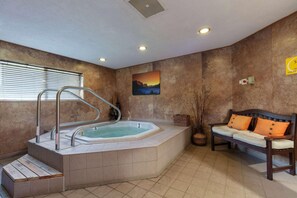 免費嬰兒床、摺床/加床 (收費)、免費 Wi-Fi