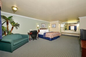 Deluxe Room, 1 King Bed, Non Smoking | Free WiFi, bed sheets