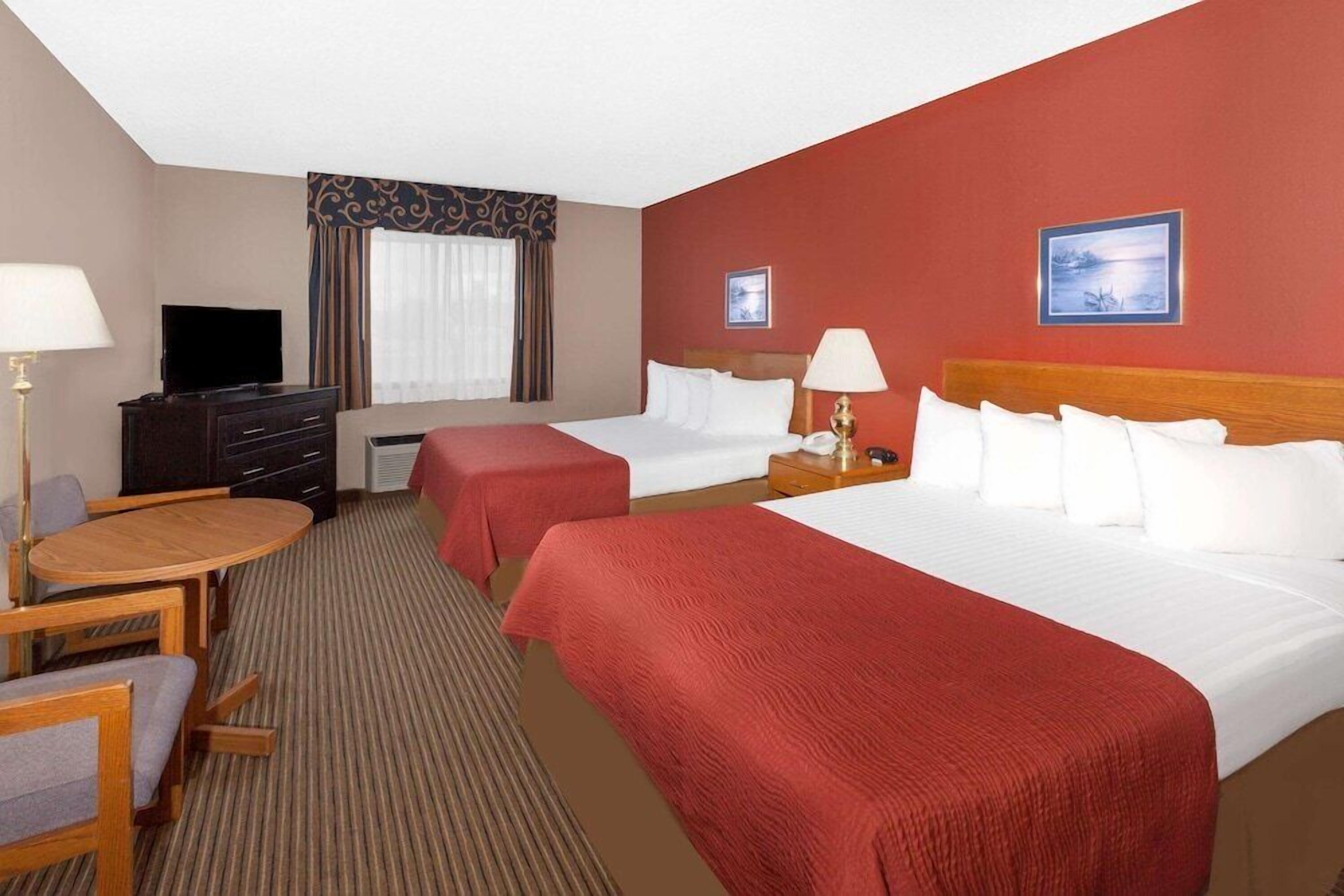Blackout curtains, free cots/infant beds, rollaway beds, free WiFi