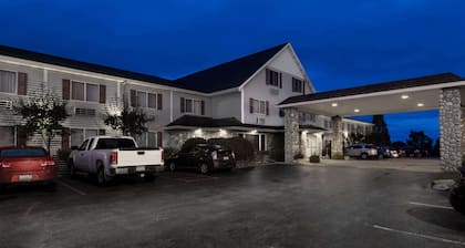 Super 8 by Wyndham St. Ignace