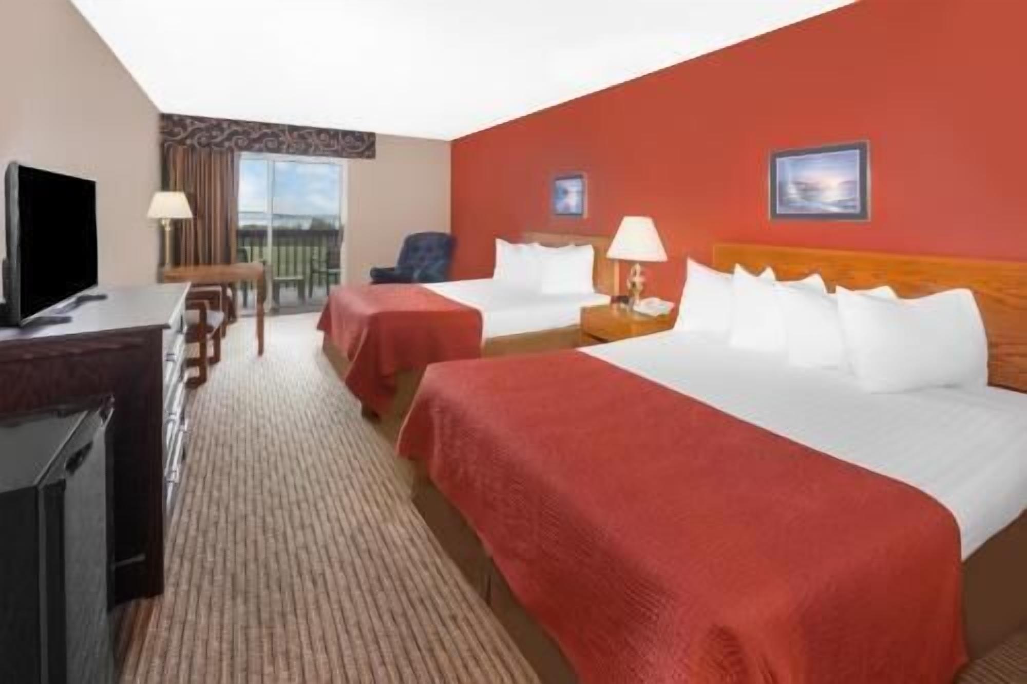 Blackout curtains, free cots/infant beds, rollaway beds, free WiFi