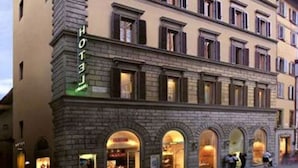 Unclassified image, 2 of 40, button - Hotel Bigallo (Florence)