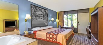 Super 8 by Wyndham Jessup/Baltimore Area