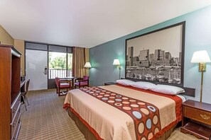 Bureau, fer et planche à repasser, lit de bébé, accès au Wi-Fi (inclus)