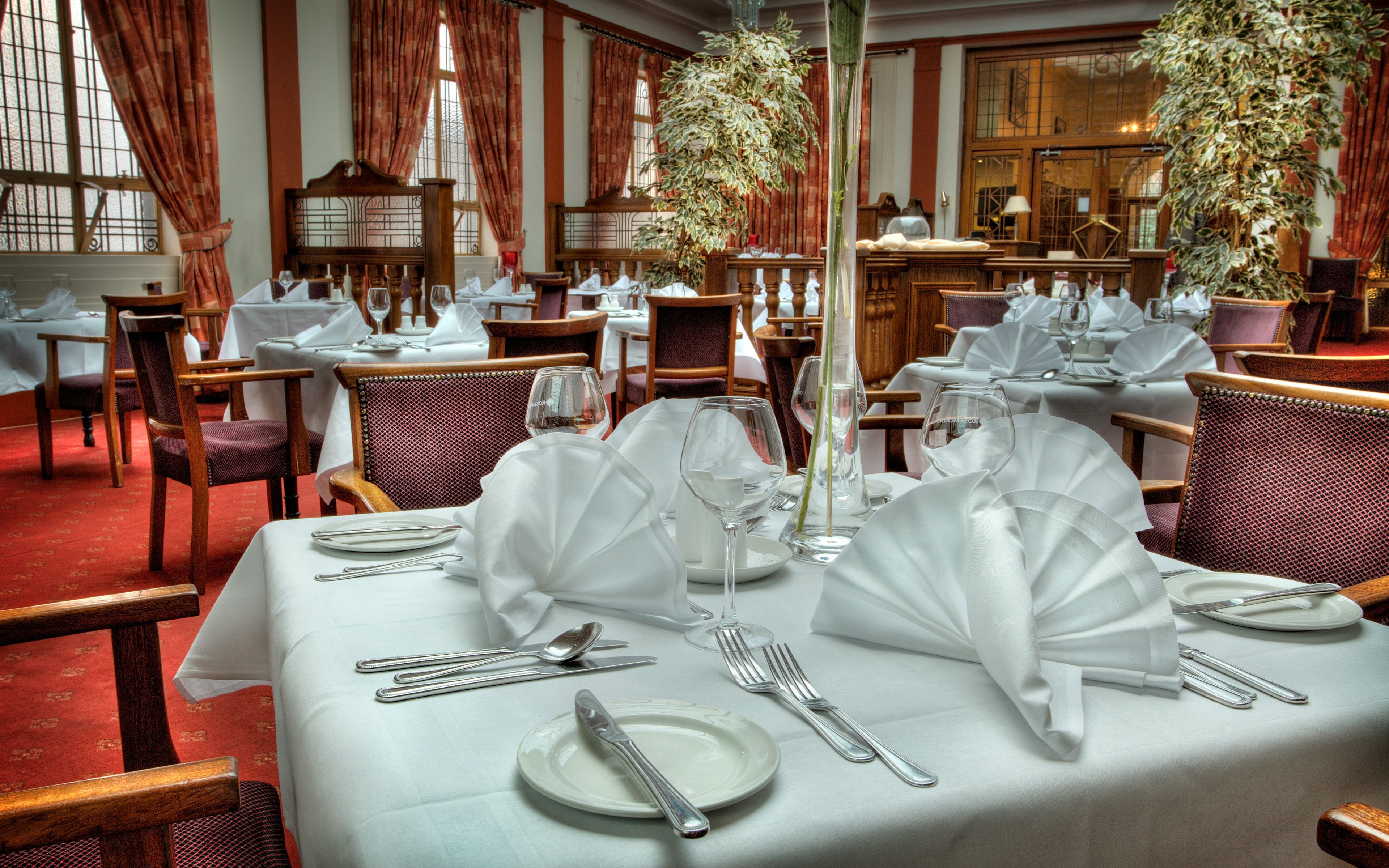 Restaurant | The Lucan Spa Hotel, Dublin