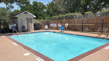 Outdoor pool, sun loungers