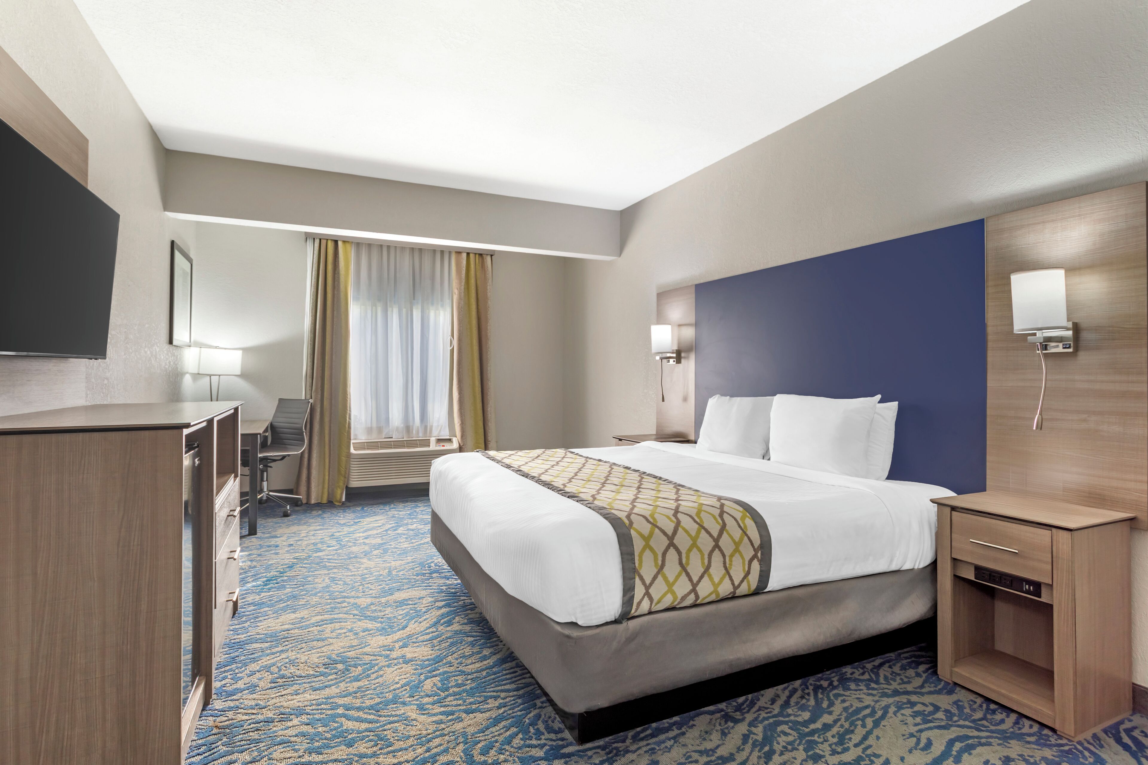 Skrivebord, skrivebord for bærbar PC og blendingsgardiner