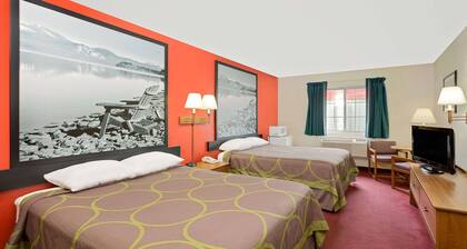 Super 8 by Wyndham Mound City