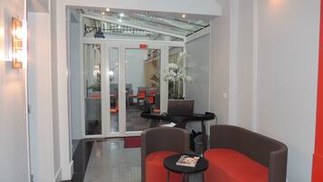 Sala de estar en el lobby