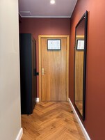 Habitación Deluxe doble | Caja fuerte, wifi gratis, ropa de cama