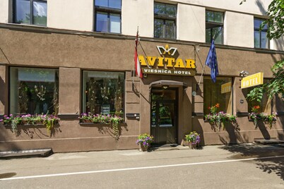 Hotel Avitar