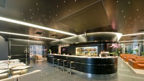 Unclassified image, 5 of 116, button - Royal Square Hotel & Suites (Riga)